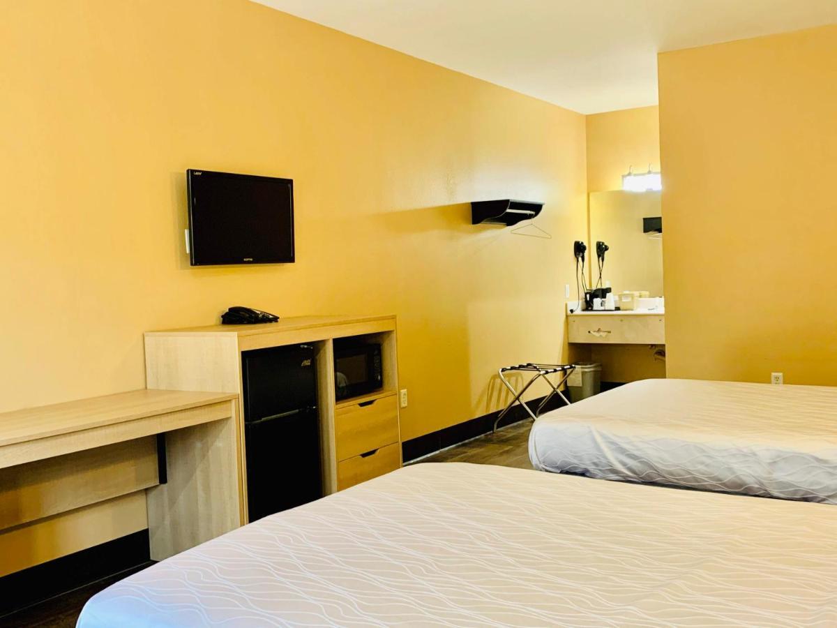 Weston Inn & Suites Rusk Buitenkant foto