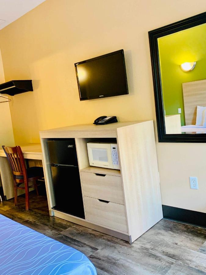 Weston Inn & Suites Rusk Buitenkant foto